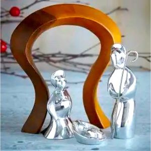 Miniature nativity set by Nambe